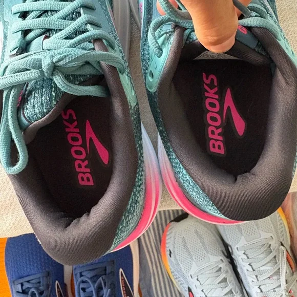 Brooks Women's Ghost Max 2 - Picture 7 of 8